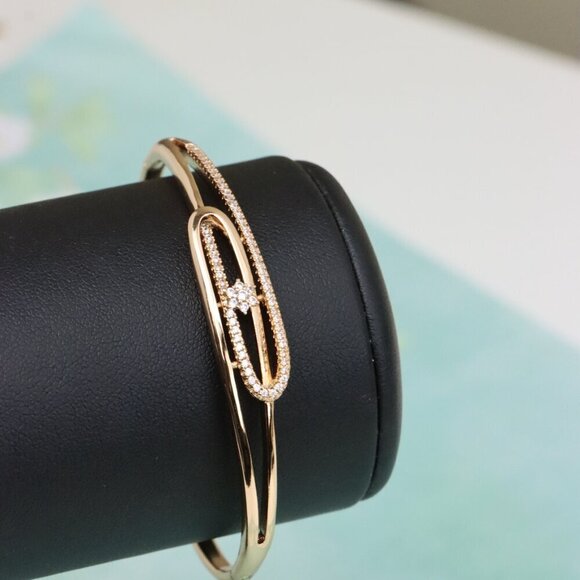 Rose Gold Bangle with Oval Loop and Center Flower Stone Accent, XPBL0546 - Picture 6 of 12